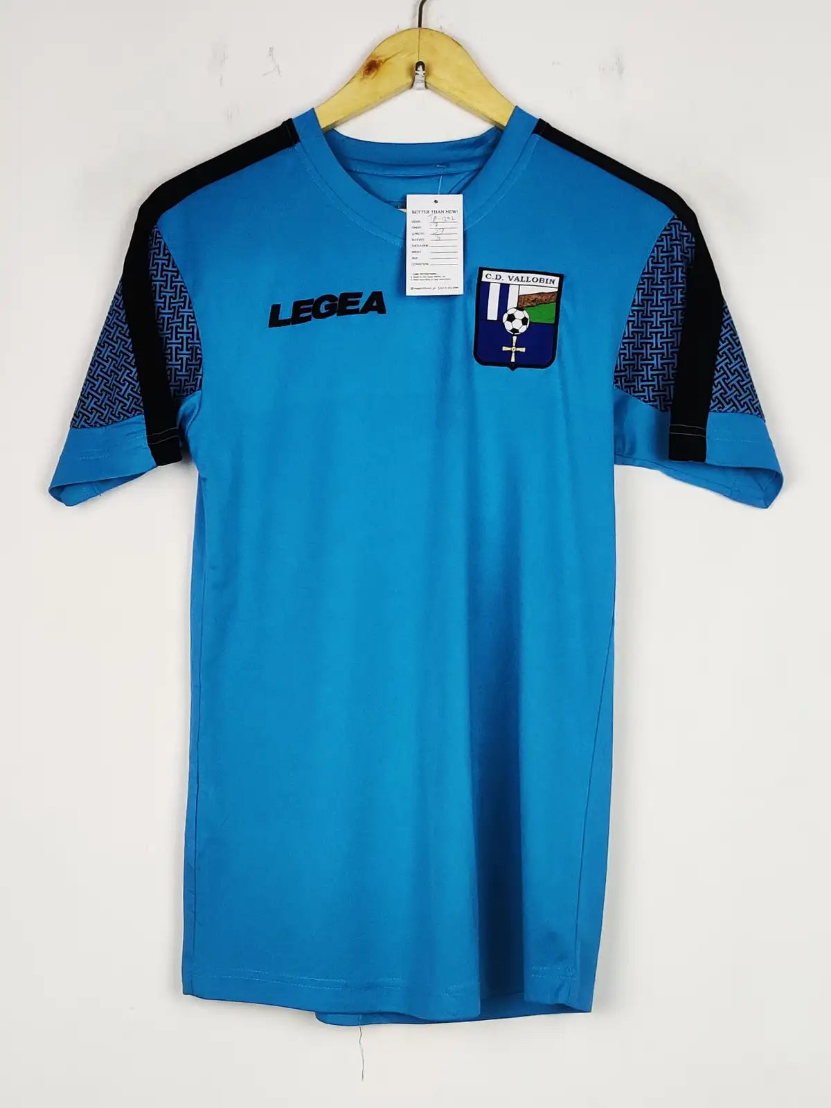 Buy online pre-used pre-loved 100% authentic & Original branded Legea (TP-1292) available in Pakistan. Top international brands avilable.