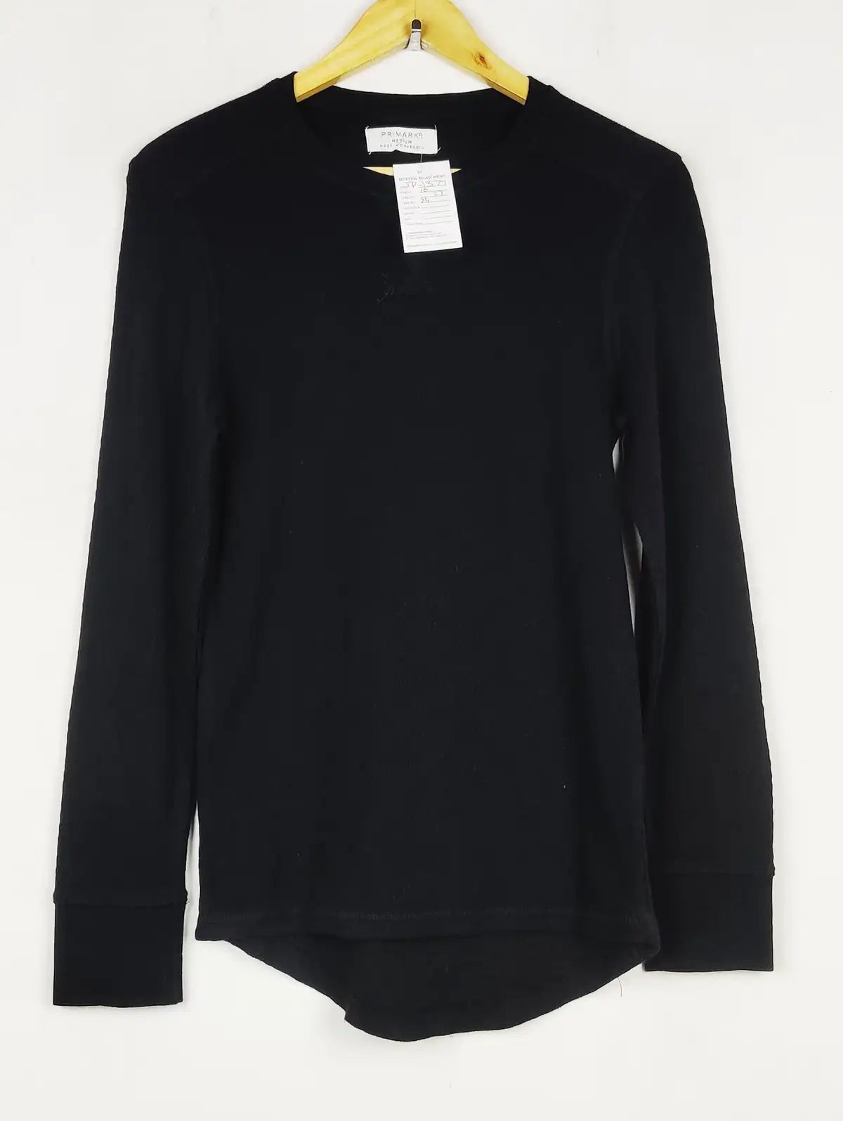 Buy online pre-used pre-loved 100% authentic & Original branded Primark (TP-1377) available in Pakistan. Top international brands avilable.