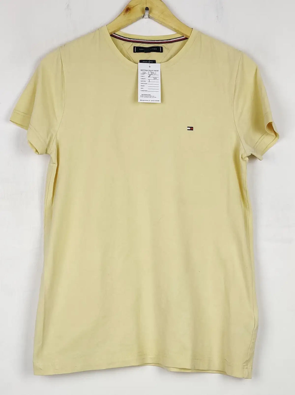 Buy online pre-used pre-loved 100% authentic & Original branded Tommy Hilfiger (TP-1391) available in Pakistan. Top international brands avilable.