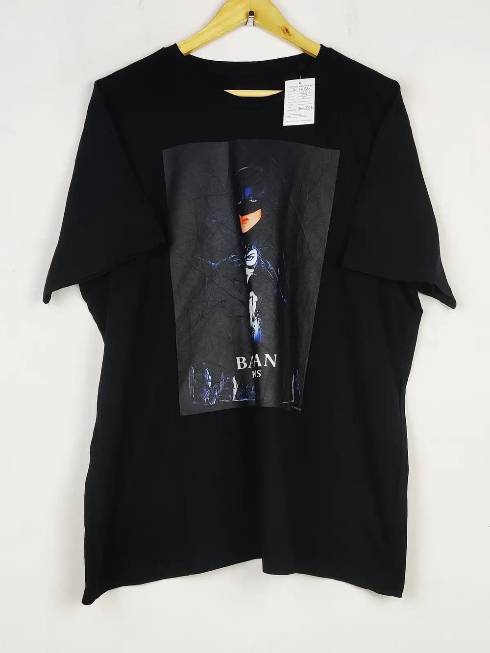 Buy online pre-used pre-loved 100% authentic & Original branded Unknown Brand (TP-1486) available in Pakistan. Top international brands avilable.