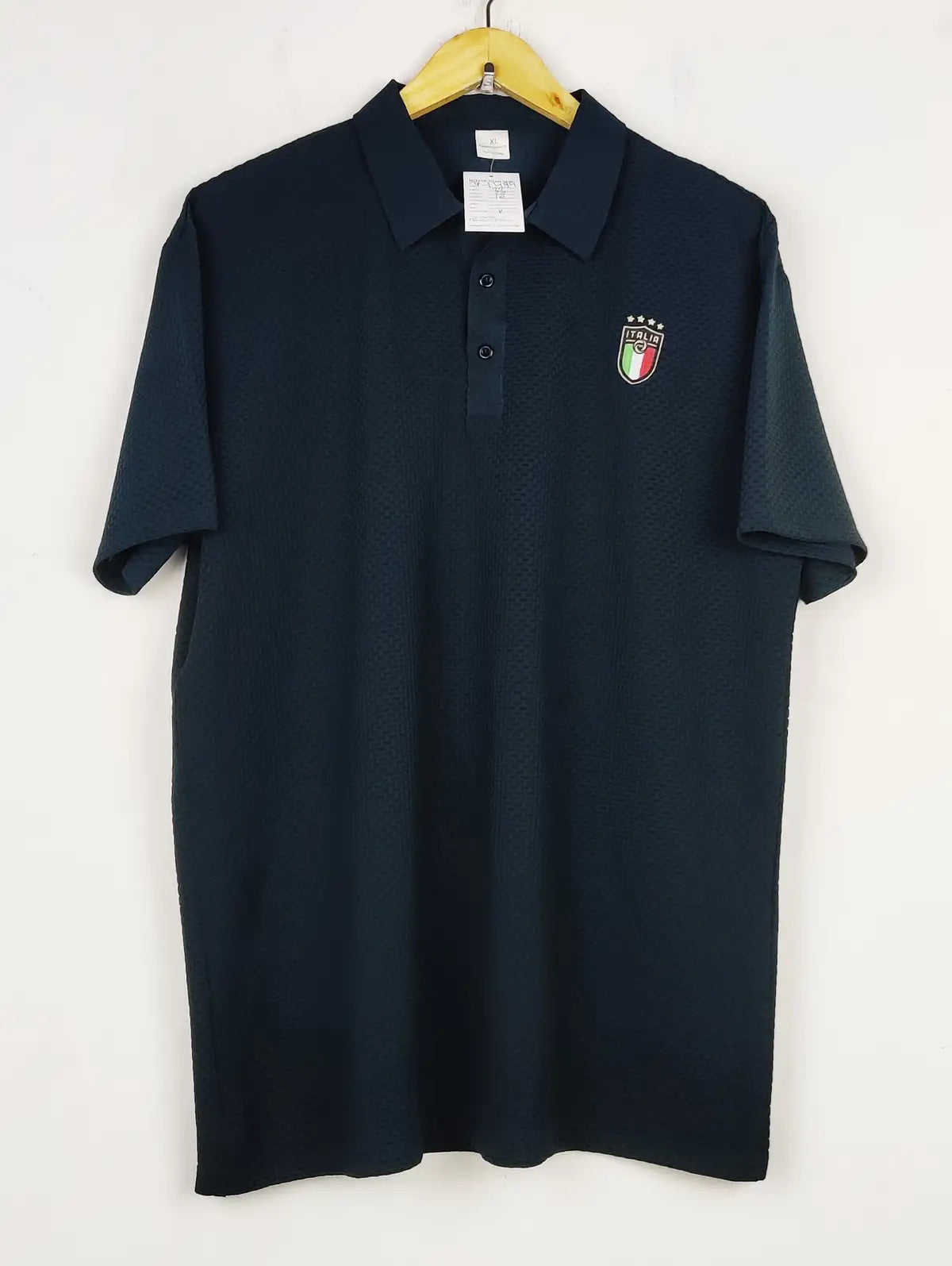 Buy online pre-used pre-loved 100% authentic & Original branded Unknown Brand (TP-1494) available in Pakistan. Top international brands avilable.