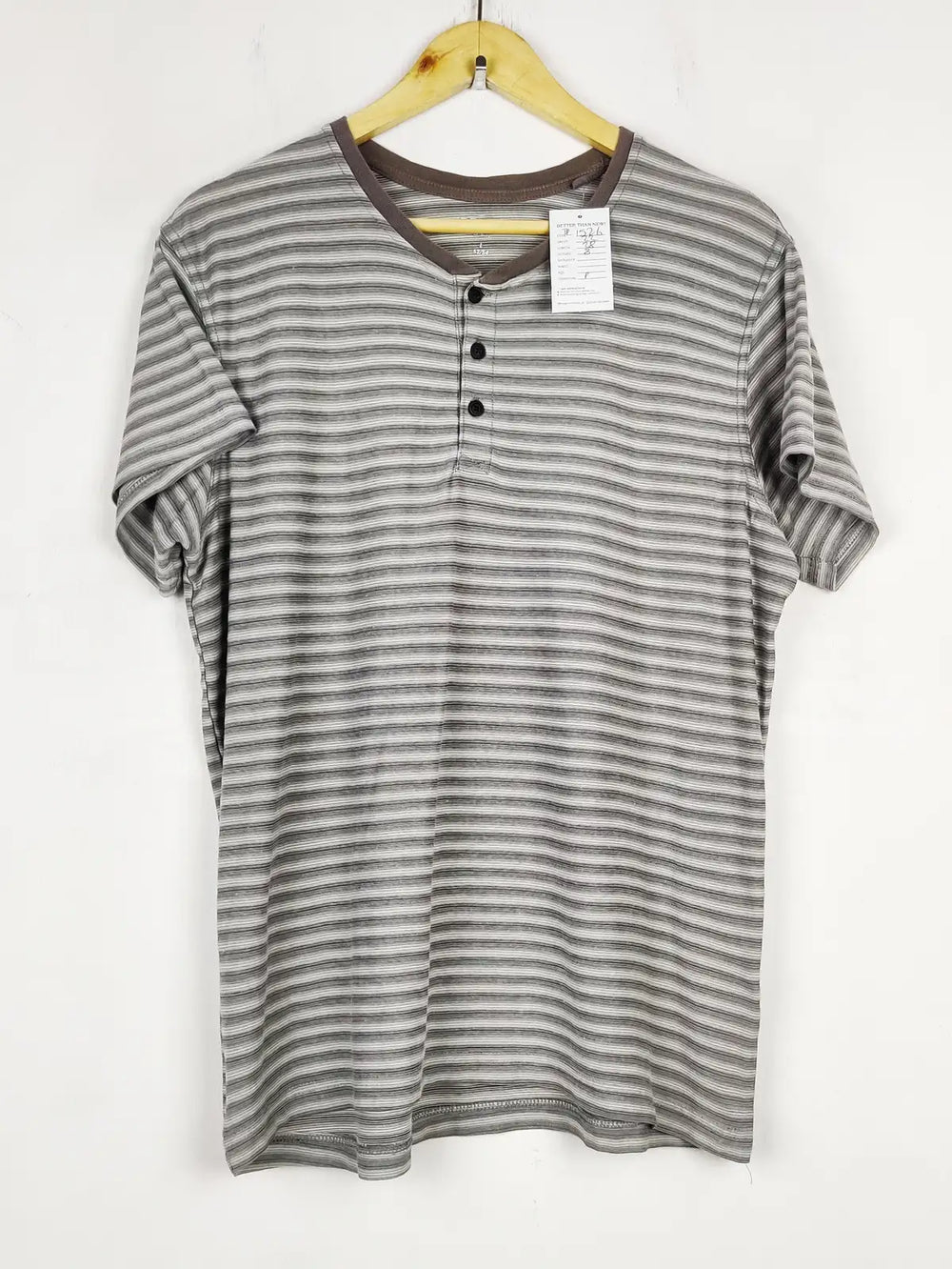 Buy online pre-used pre-loved 100% authentic & Original branded Identic (TP-1526) available in Pakistan. Top international brands avilable.