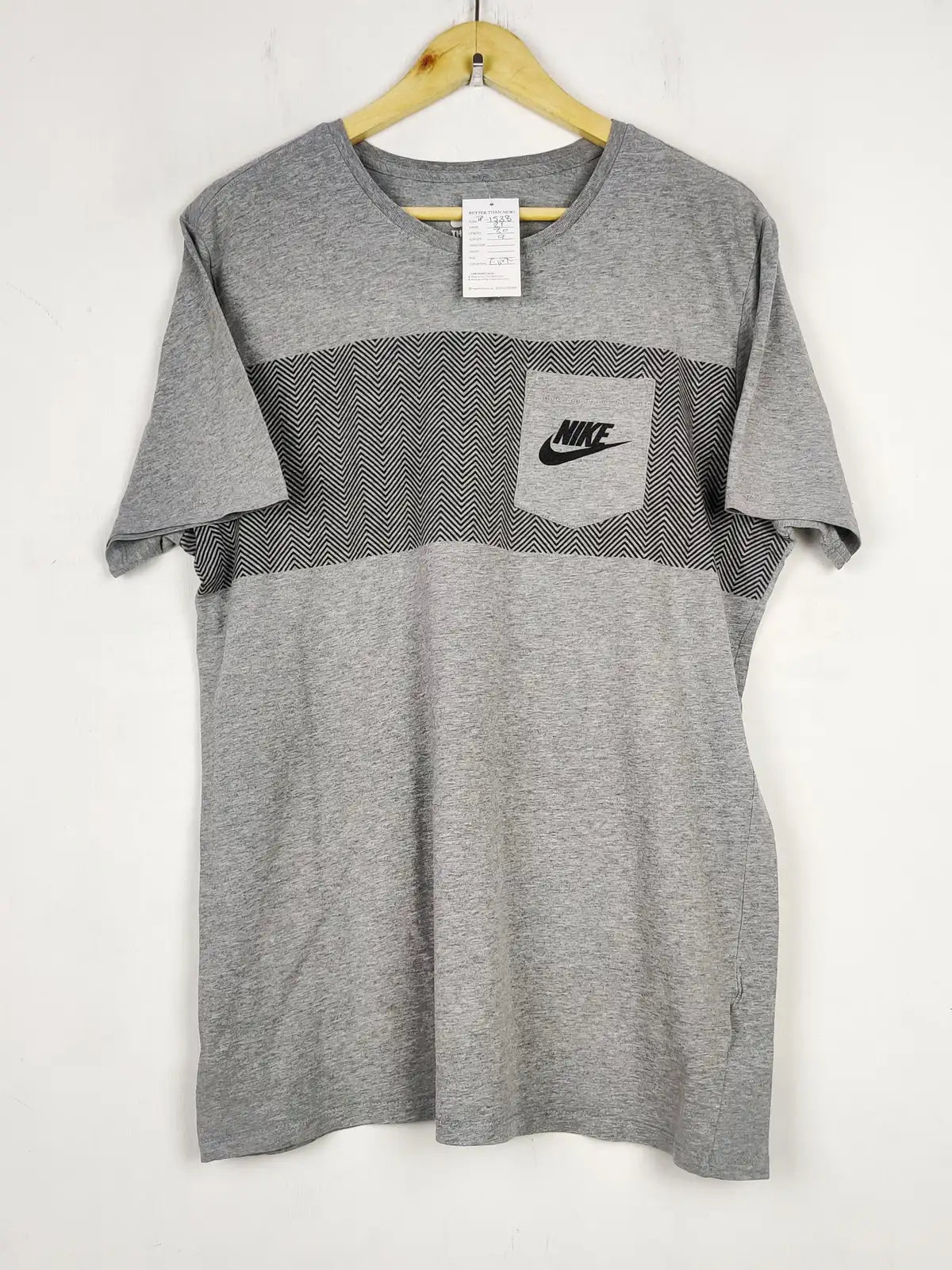 Buy online pre-used pre-loved 100% authentic & Original branded Nike (TP-1538) available in Pakistan. Top international brands avilable.