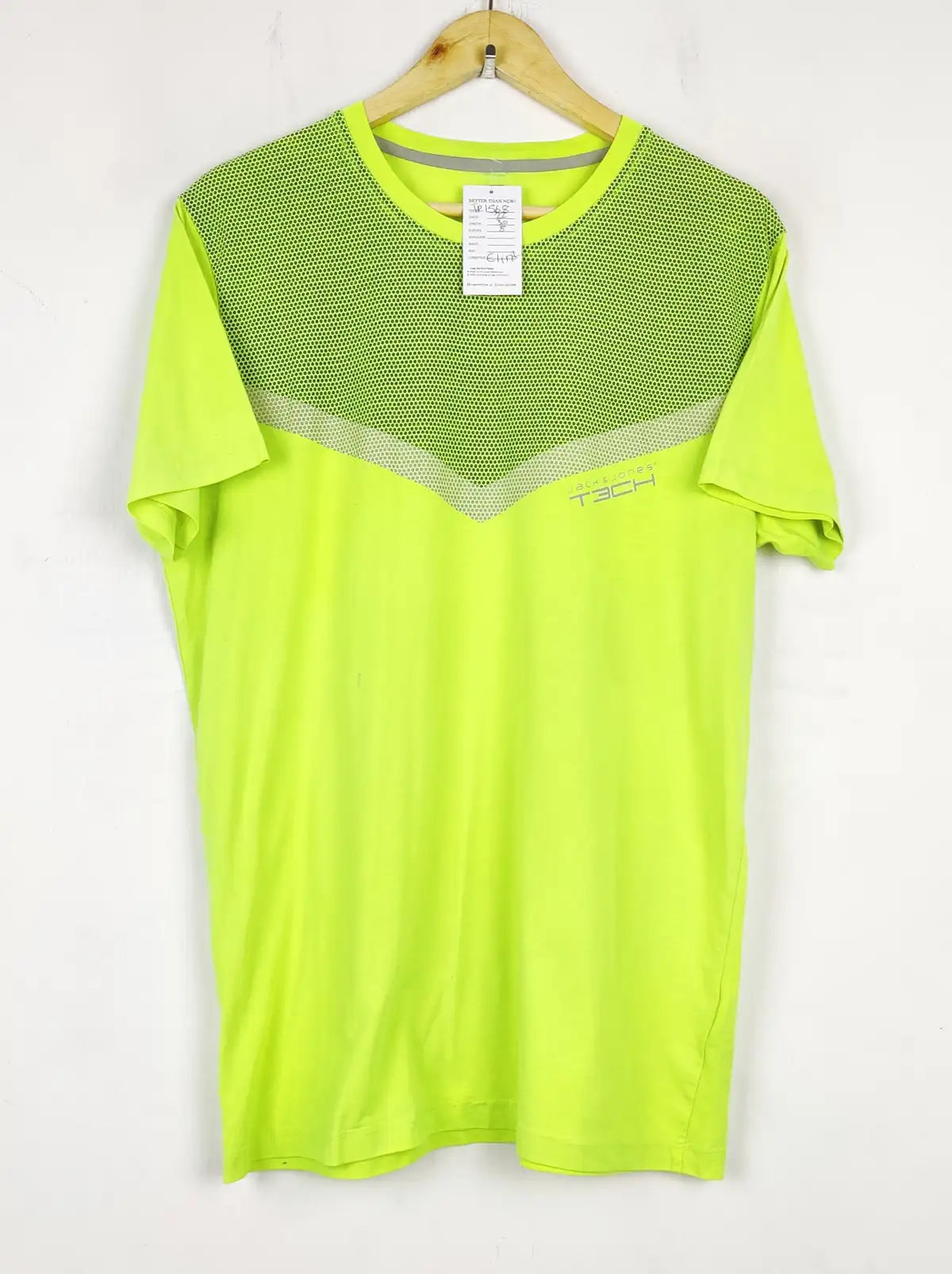 Buy online pre-used pre-loved 100% authentic & Original branded Jack & Jones (TP-1568) available in Pakistan. Top international brands avilable.