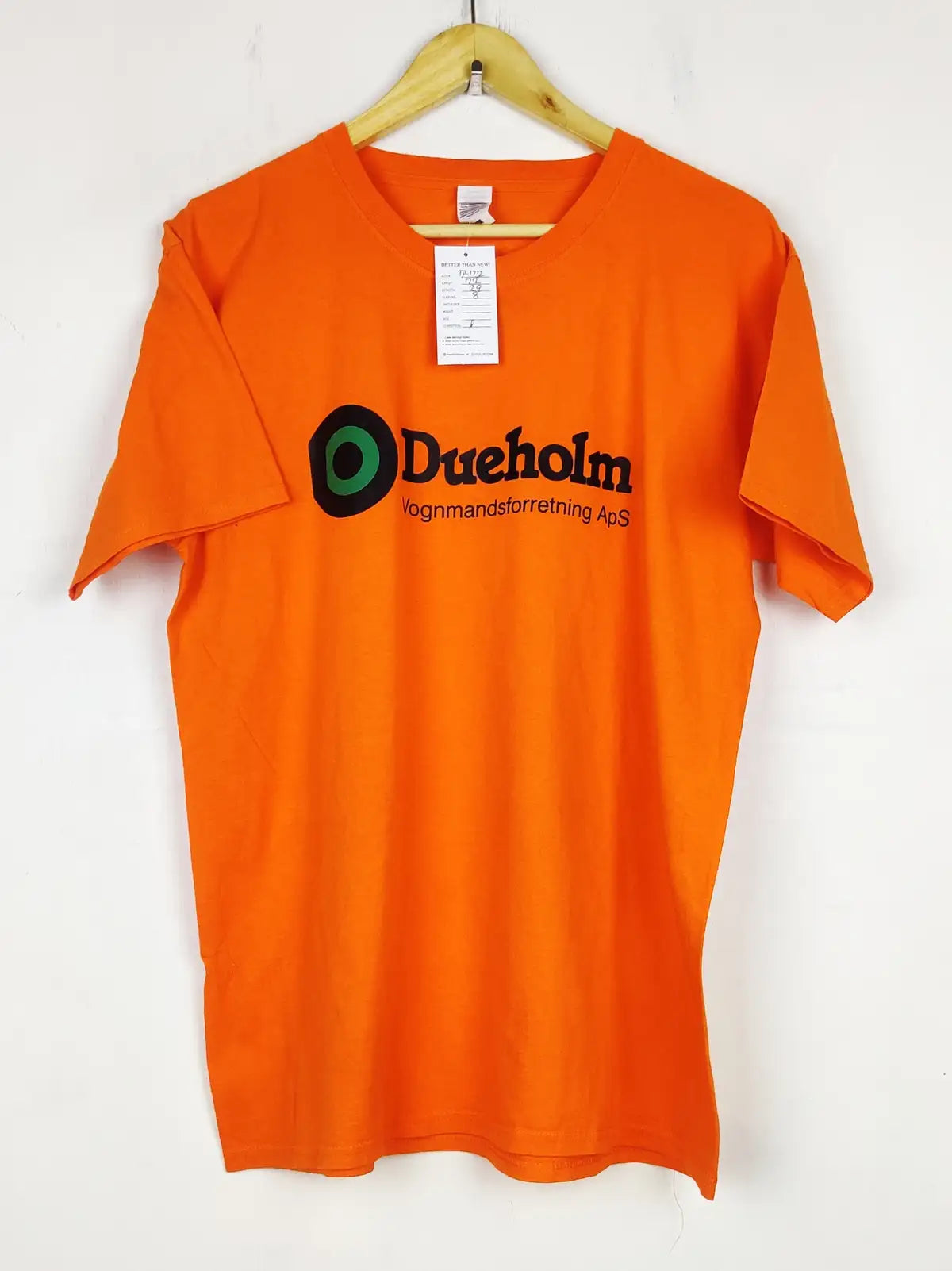 Buy online pre-used pre-loved 100% authentic & Original branded Fruit Of The Loom (TP-1732) available in Pakistan. Top international brands avilable.