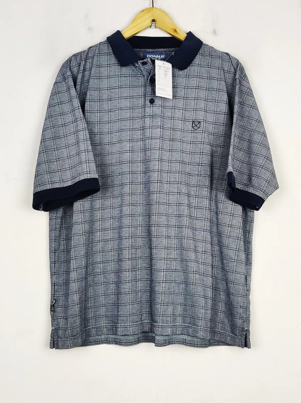 Buy online pre-used pre-loved 100% authentic & Original branded Donnay (TP-1767) available in Pakistan. Top international brands avilable.