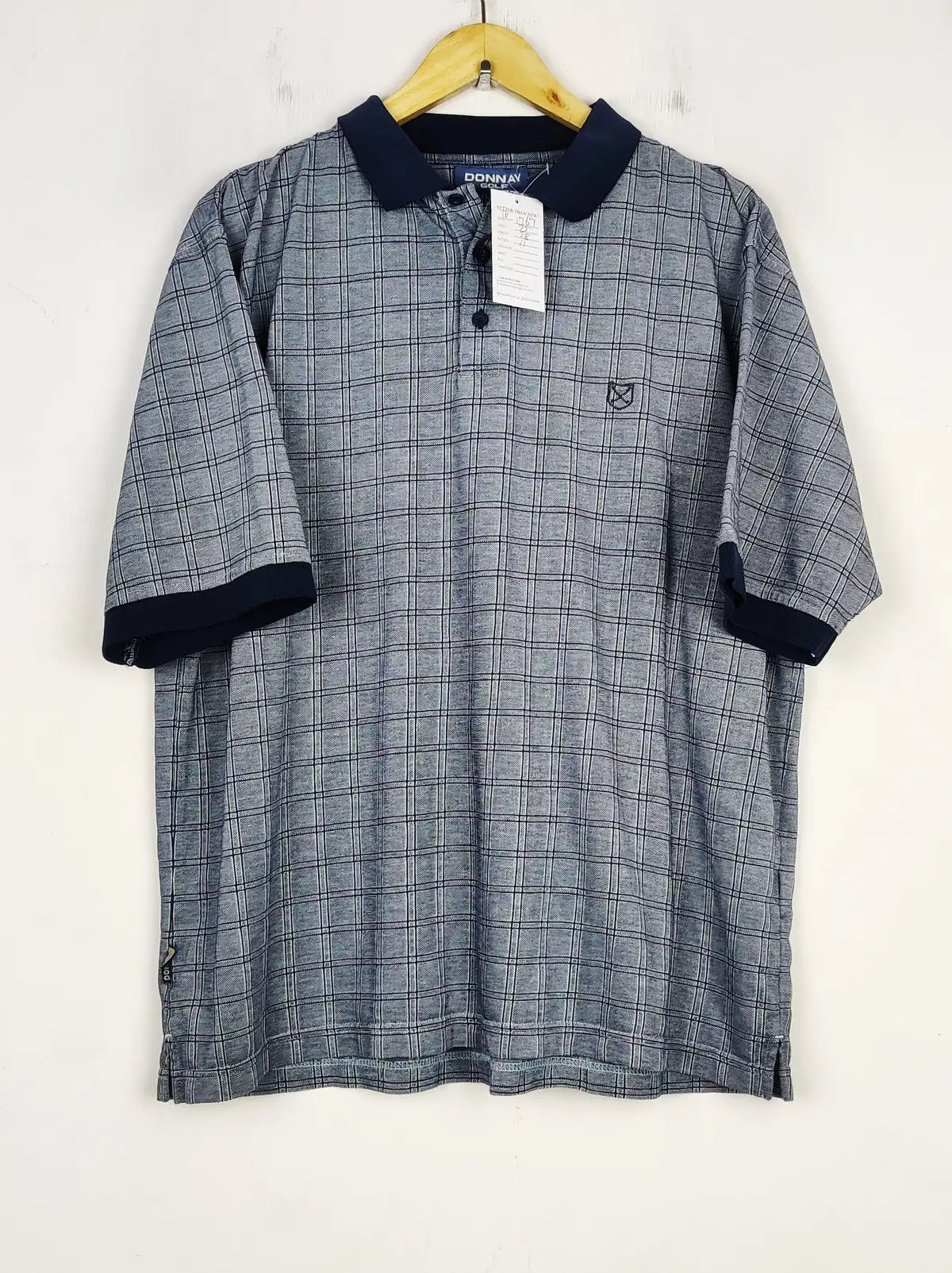 Buy online pre-used pre-loved 100% authentic & Original branded Donnay (TP-1767) available in Pakistan. Top international brands avilable.