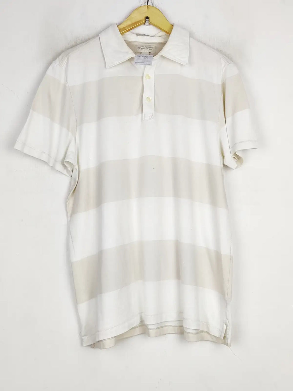 Buy online pre-used pre-loved 100% authentic & Original branded Banana Republic (TP-1818) available in Pakistan. Top international brands avilable.