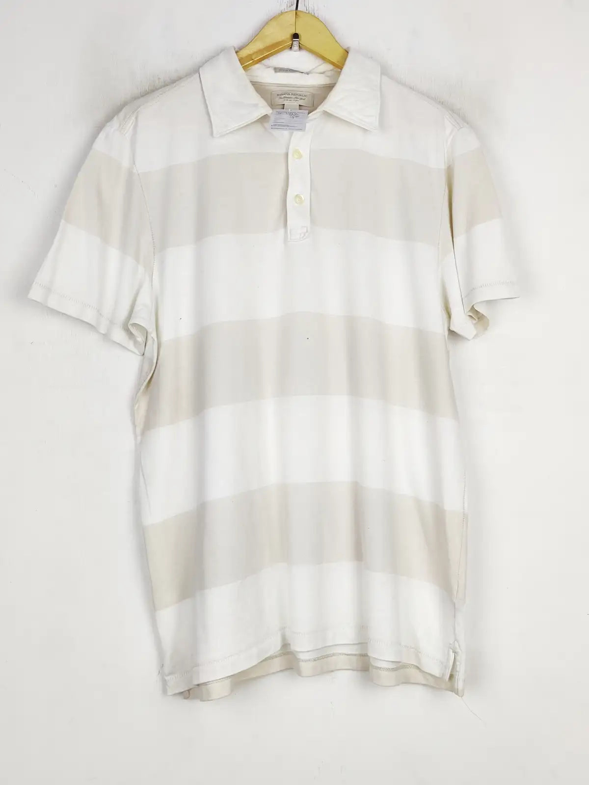 Buy online pre-used pre-loved 100% authentic & Original branded Banana Republic (TP-1818) available in Pakistan. Top international brands avilable.