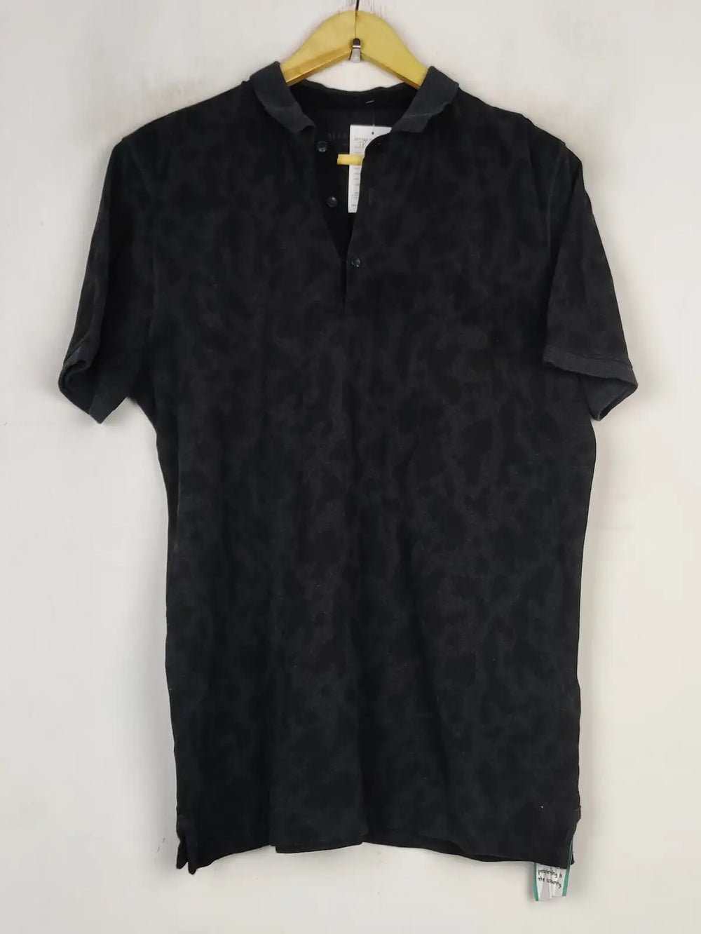 Buy online pre-used pre-loved 100% authentic & Original branded Allsaints (TP-1897) available in Pakistan. Top international brands avilable.