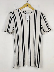 Buy online pre-used pre-loved 100% authentic & Original branded Topman (TP-1965) available in Pakistan. Top international brands avilable.