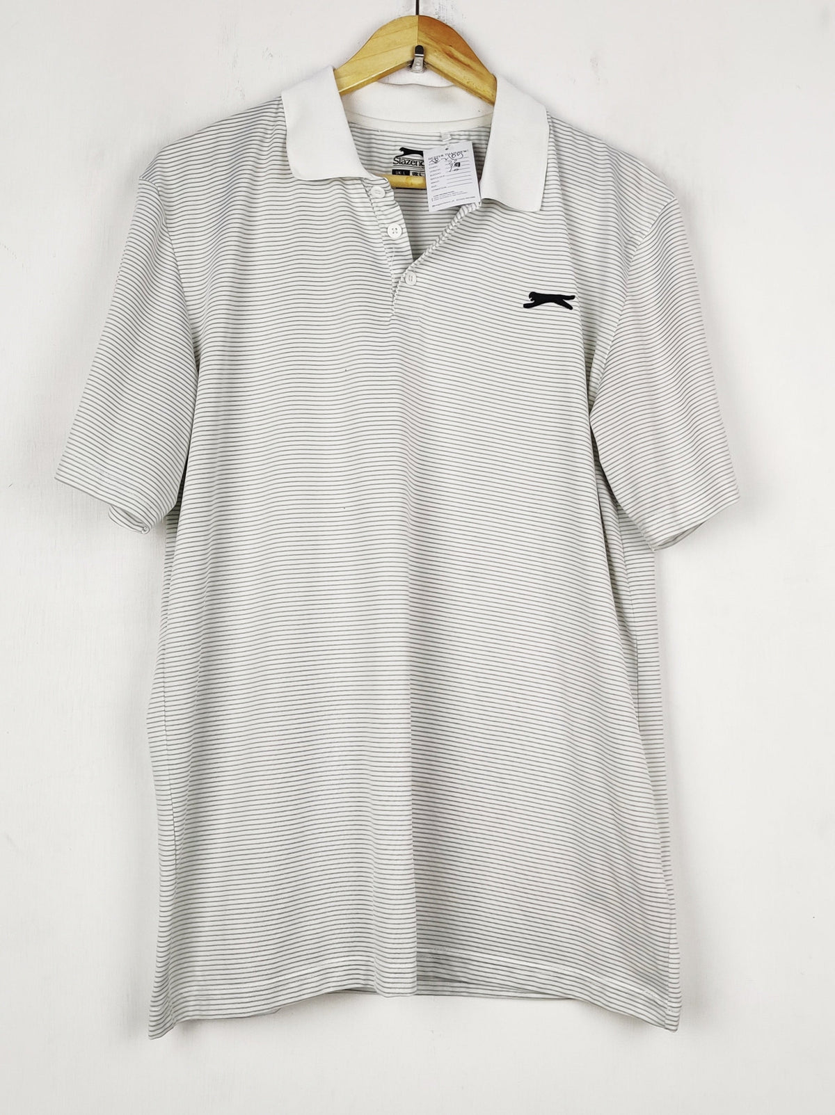 Buy online pre-used pre-loved 100% authentic & Original branded Slazenger (TP-2105) available in Pakistan. Top international brands avilable.