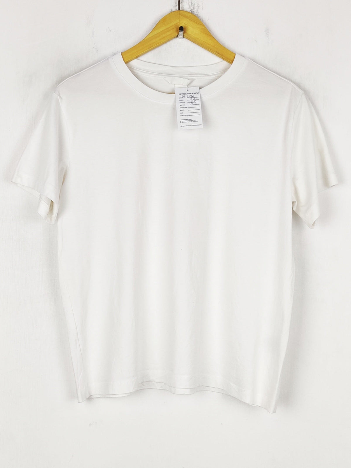 Buy online pre-used pre-loved 100% authentic & Original branded H&M (TP-2130) available in Pakistan. Top international brands avilable.