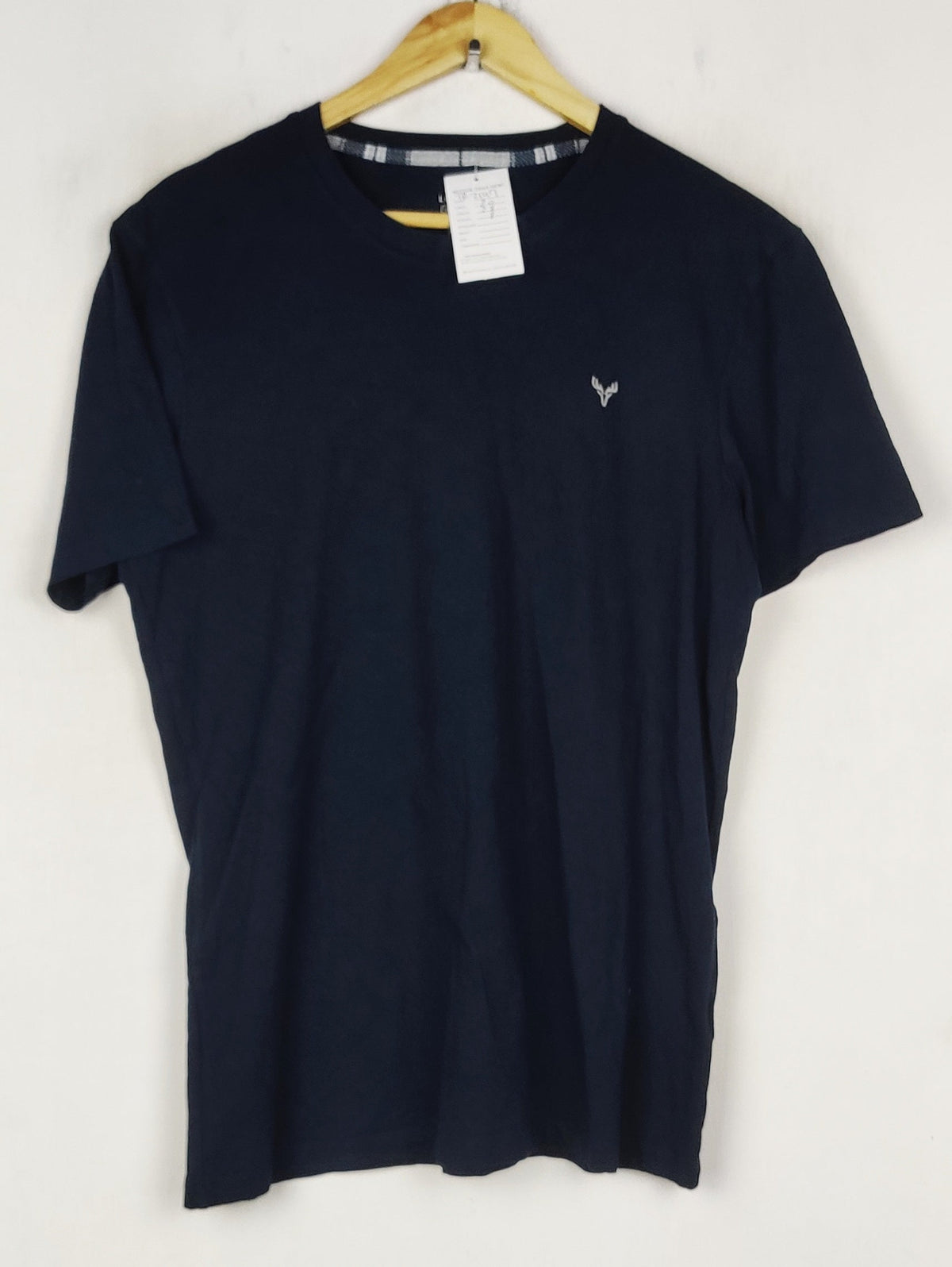 Buy online pre-used pre-loved 100% authentic & Original branded F&F (TP-2147) available in Pakistan. Top international brands avilable.