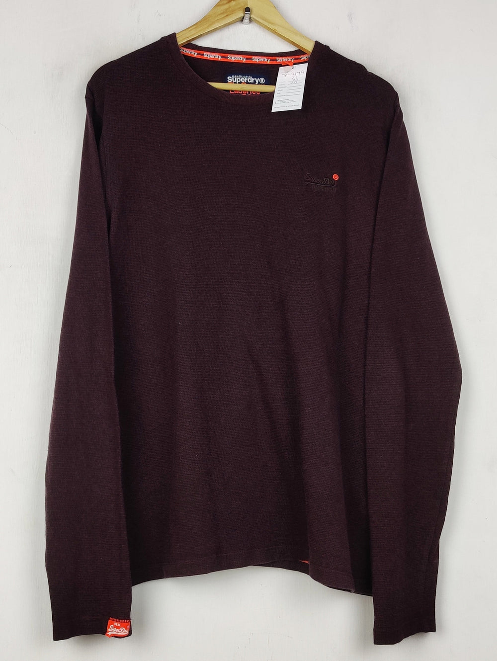 Buy online pre-used pre-loved 100% authentic & Original branded Superdry (TP-2174) available in Pakistan. Top international brands avilable.