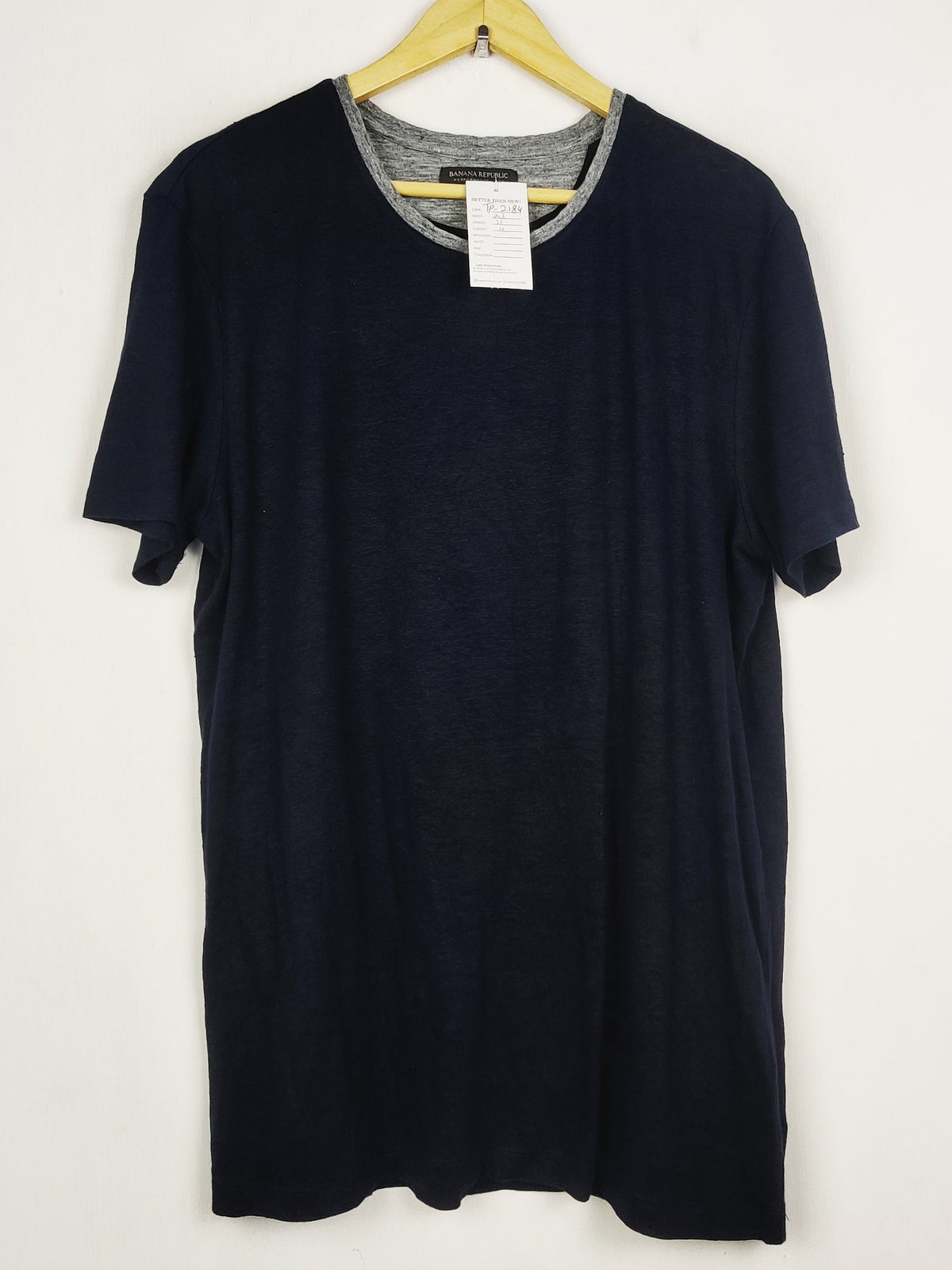 Buy online pre-used pre-loved 100% authentic & Original branded Banana Republic (TP-2184) available in Pakistan. Top international brands avilable.