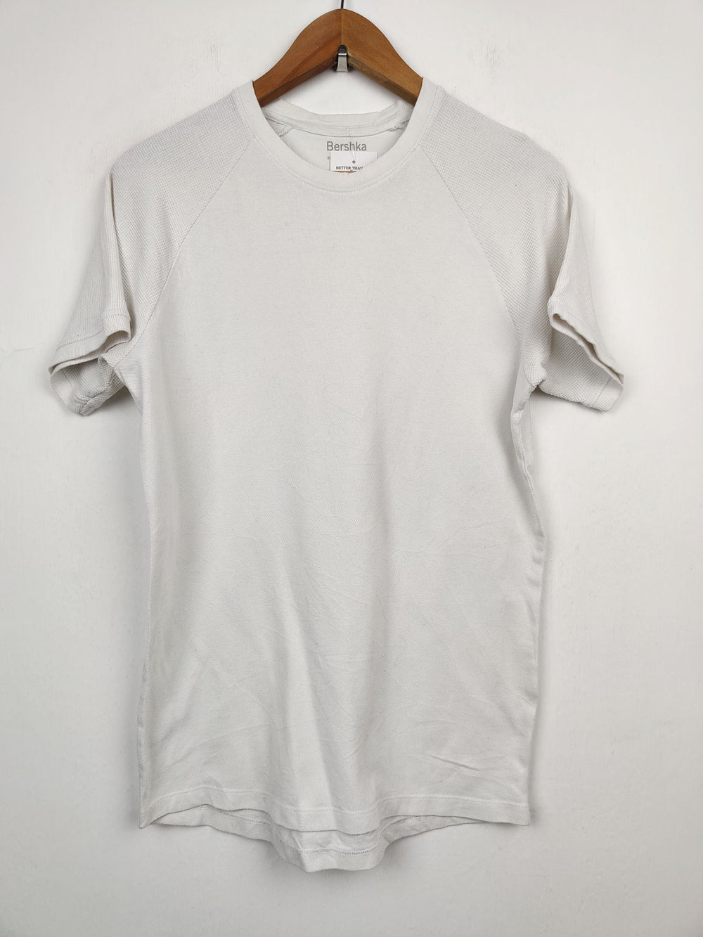 Buy online pre-used pre-loved 100% authentic & Original branded Bershka (TP-444) available in Pakistan. Top international brands avilable.