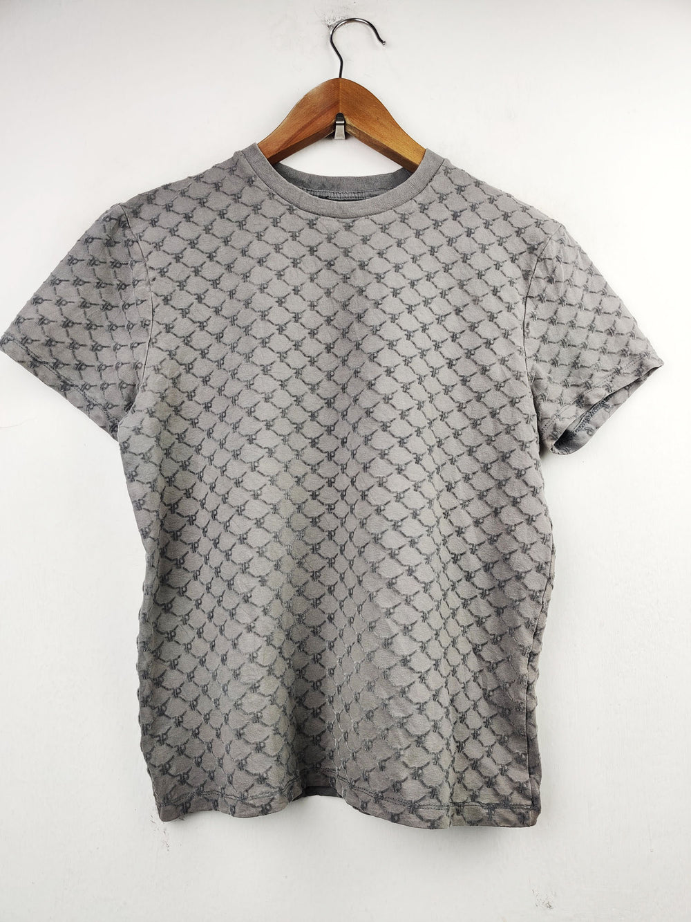 Buy online pre-used pre-loved 100% authentic & Original branded Primark (TP-670) available in Pakistan. Top international brands avilable.