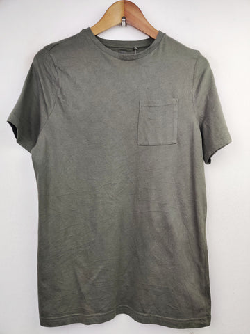 Buy online pre-used pre-loved 100% authentic & Original branded F&F (TP-698) available in Pakistan. Top international brands avilable.