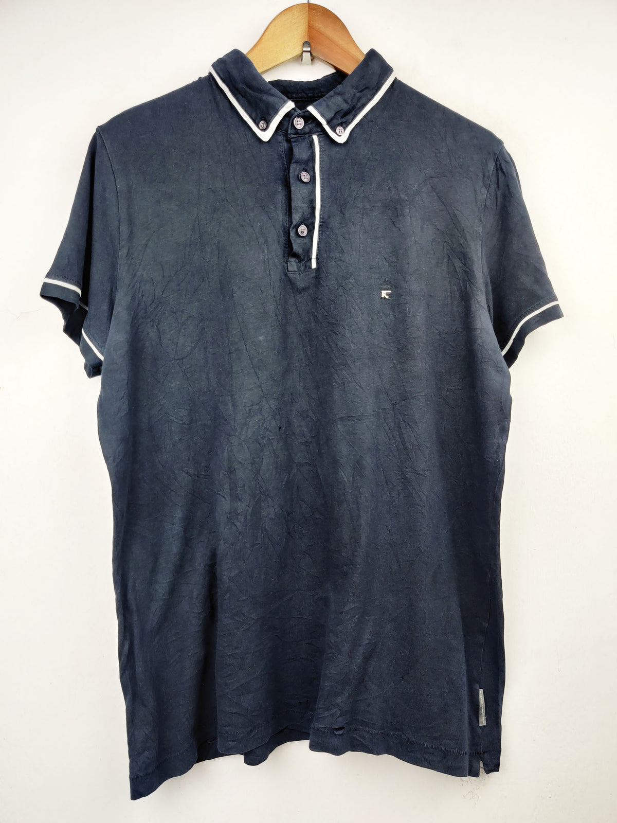 Buy online pre-used pre-loved 100% authentic & Original branded French Connection (TP-707) available in Pakistan. Top international brands avilable.