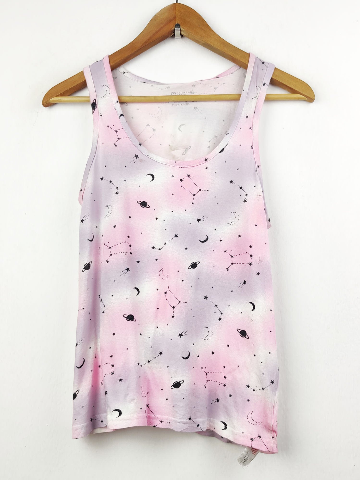 Buy online pre-used pre-loved 100% authentic & Original branded Primark (TS-1272) available in Pakistan. Top international brands avilable.