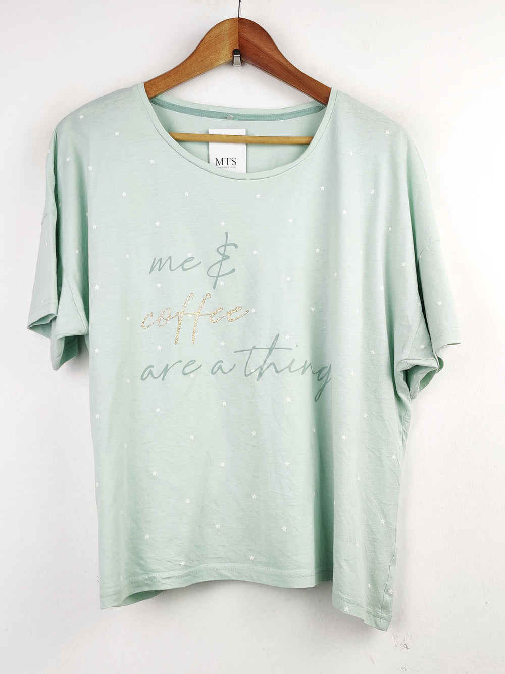 Buy online pre-used pre-loved 100% authentic & Original branded George (TS-1377) available in Pakistan. Top international brands avilable.