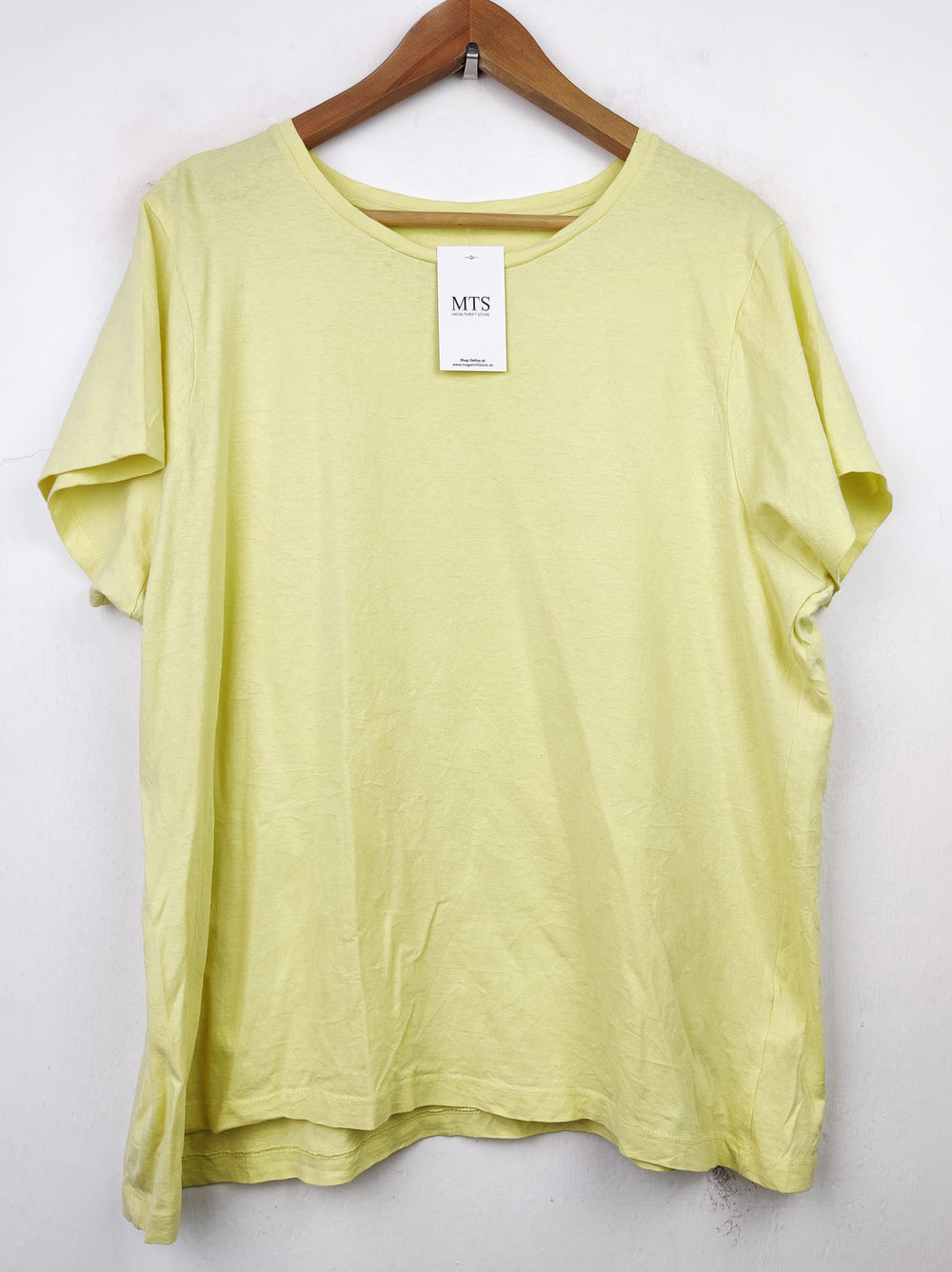Buy online pre-used pre-loved 100% authentic & Original branded Primark (TS-1451) available in Pakistan. Top international brands avilable.