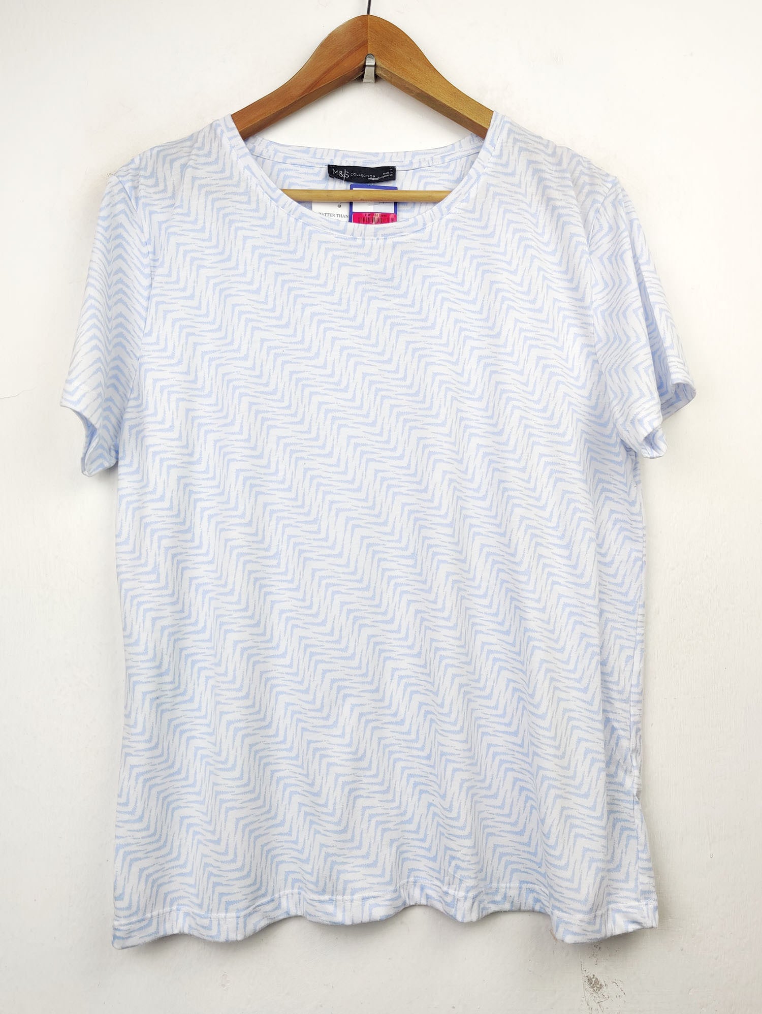 Buy online pre-used pre-loved 100% authentic & Original branded Marks & Spencer (TS-1468) available in Pakistan. Top international brands avilable.