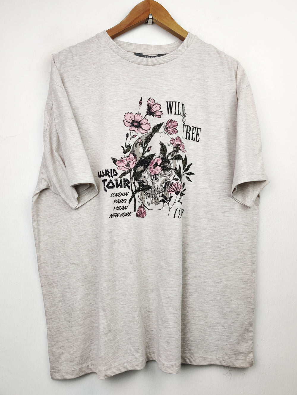 Buy online pre-used pre-loved 100% authentic & Original branded Primark (TS-1481) available in Pakistan. Top international brands avilable.