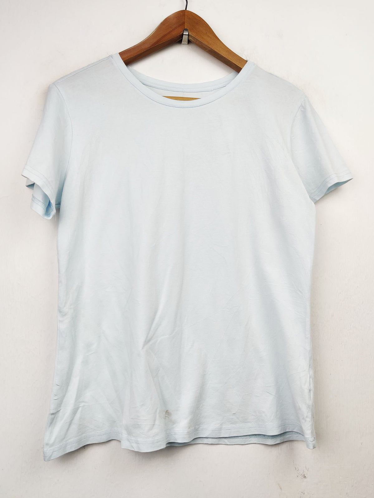 Buy online pre-used pre-loved 100% authentic & Original branded George (TS-1502) available in Pakistan. Top international brands avilable.