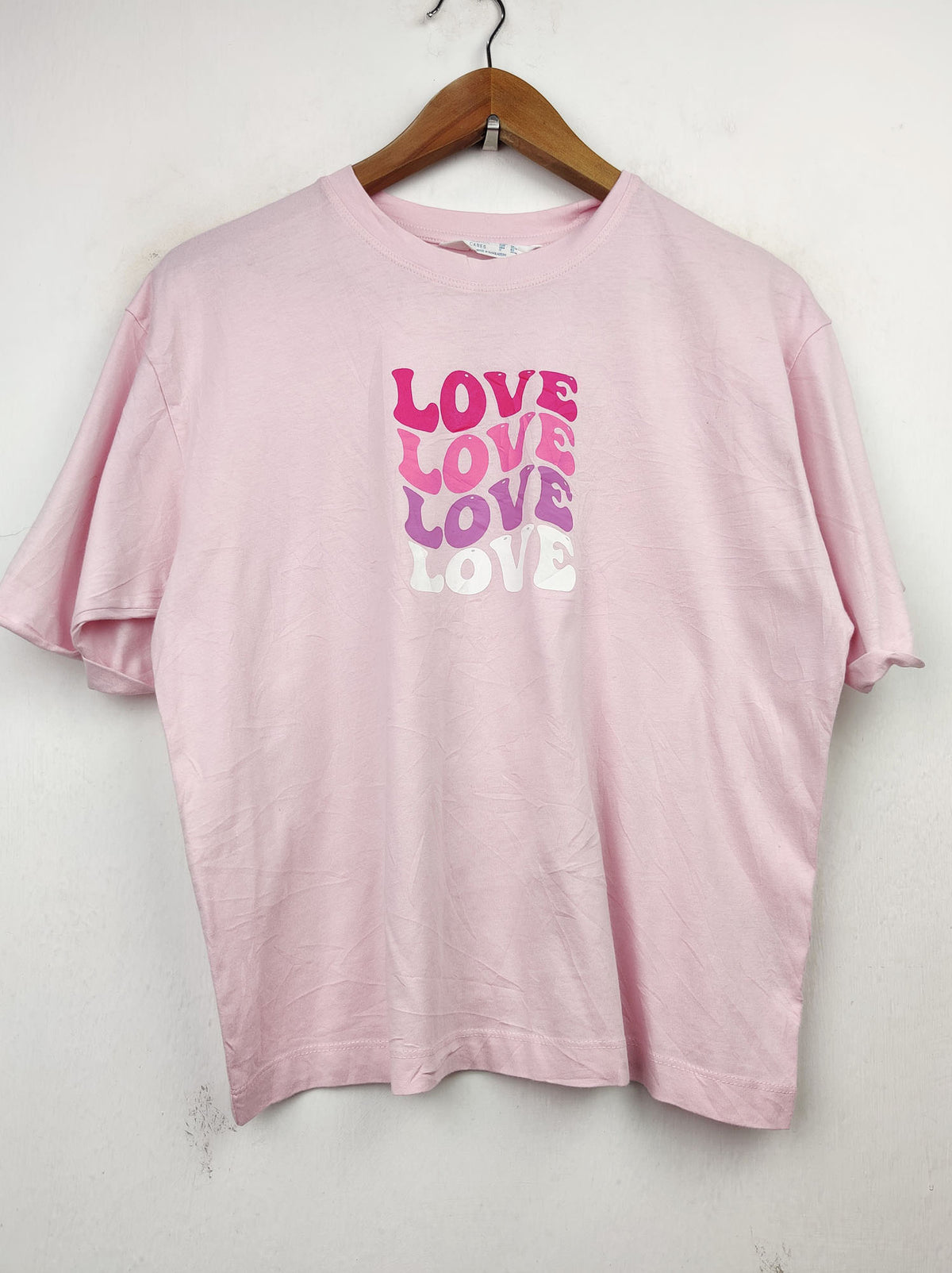 Buy online pre-used pre-loved 100% authentic & Original branded Primark (TS-1504) available in Pakistan. Top international brands avilable.