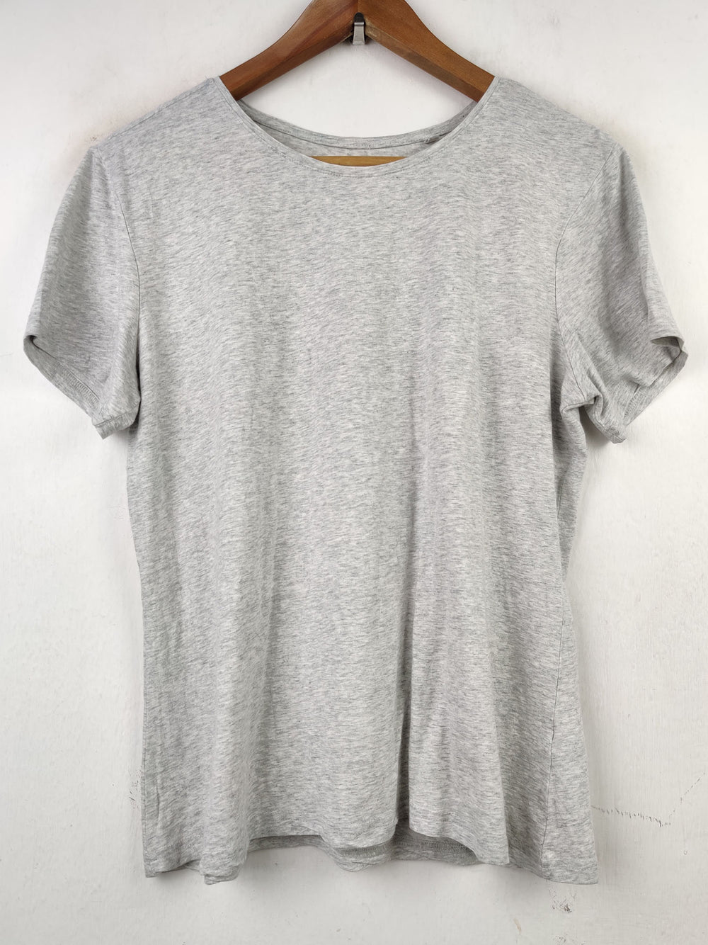 Buy online pre-used pre-loved 100% authentic & Original branded George (TS-1563) available in Pakistan. Top international brands avilable.