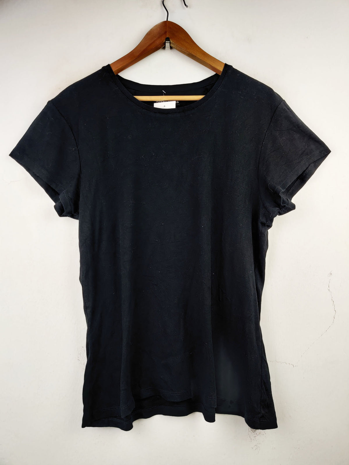 Buy online pre-used pre-loved 100% authentic & Original branded Dunnes Stores (TS-1627) available in Pakistan. Top international brands avilable.