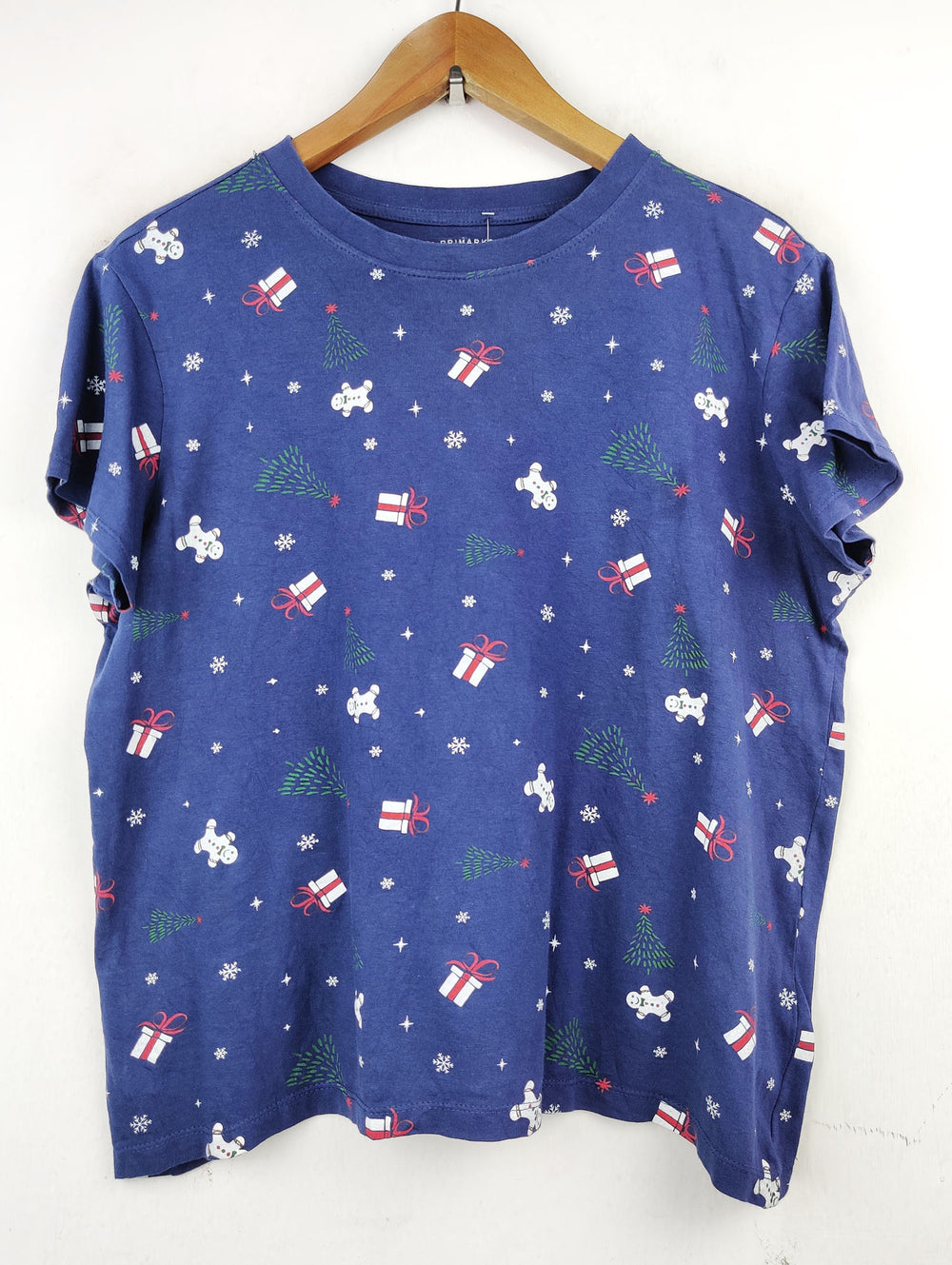Buy online pre-used pre-loved 100% authentic & Original branded Primark (TS-1745) available in Pakistan. Top international brands avilable.