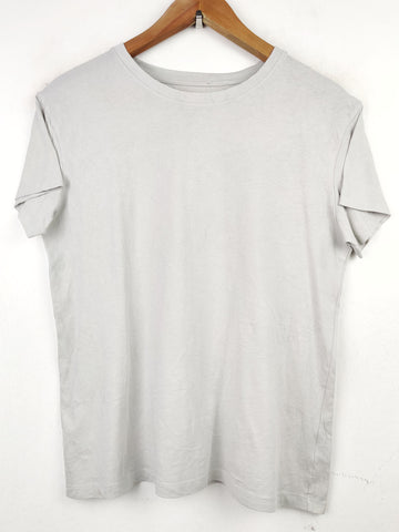 Buy online pre-used pre-loved 100% authentic & Original branded Unknown Brand (TS-1746) available in Pakistan. Top international brands avilable.