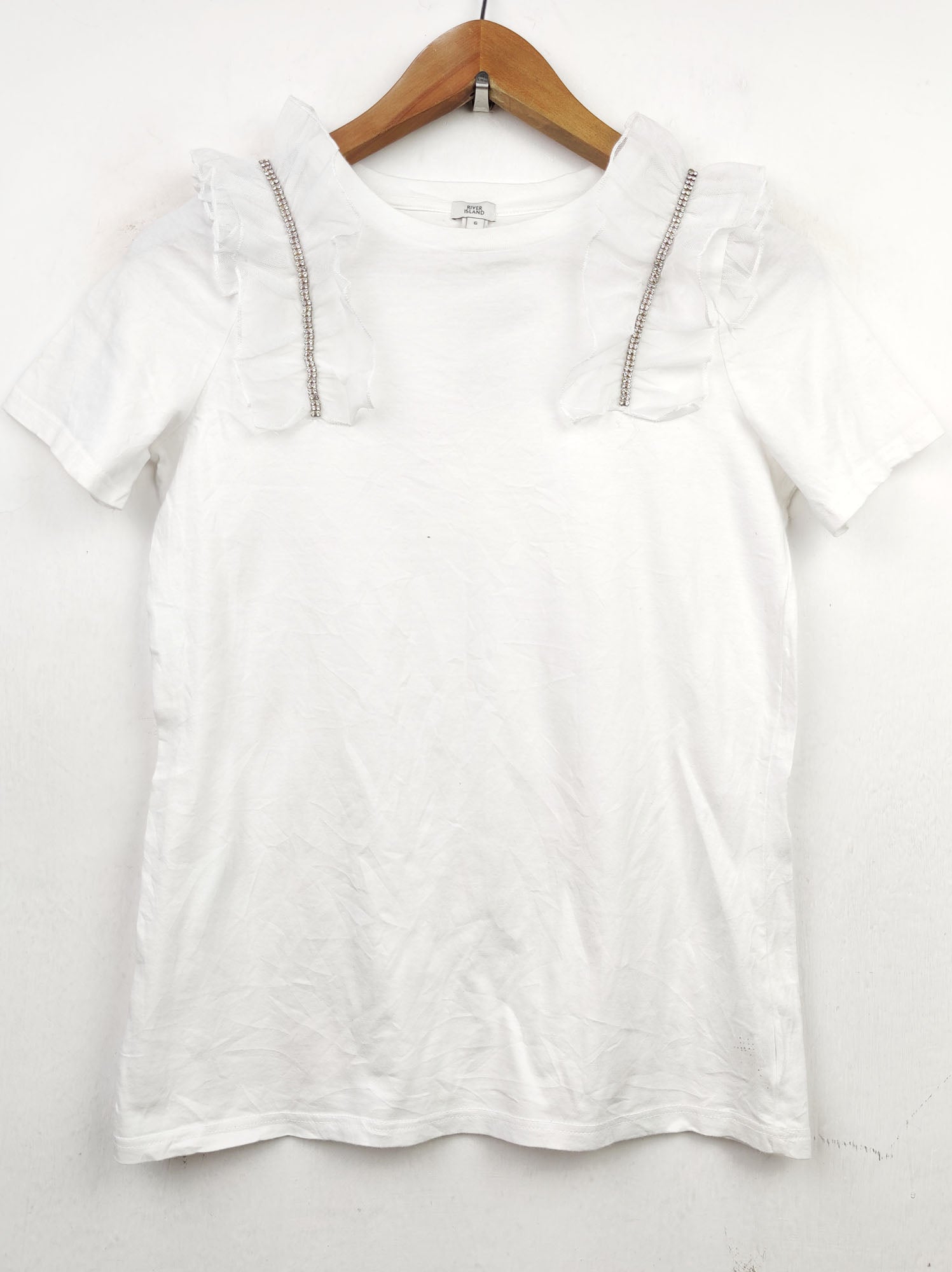Buy online pre-used pre-loved 100% authentic & Original branded River Island (TS-1942) available in Pakistan. Top international brands avilable.