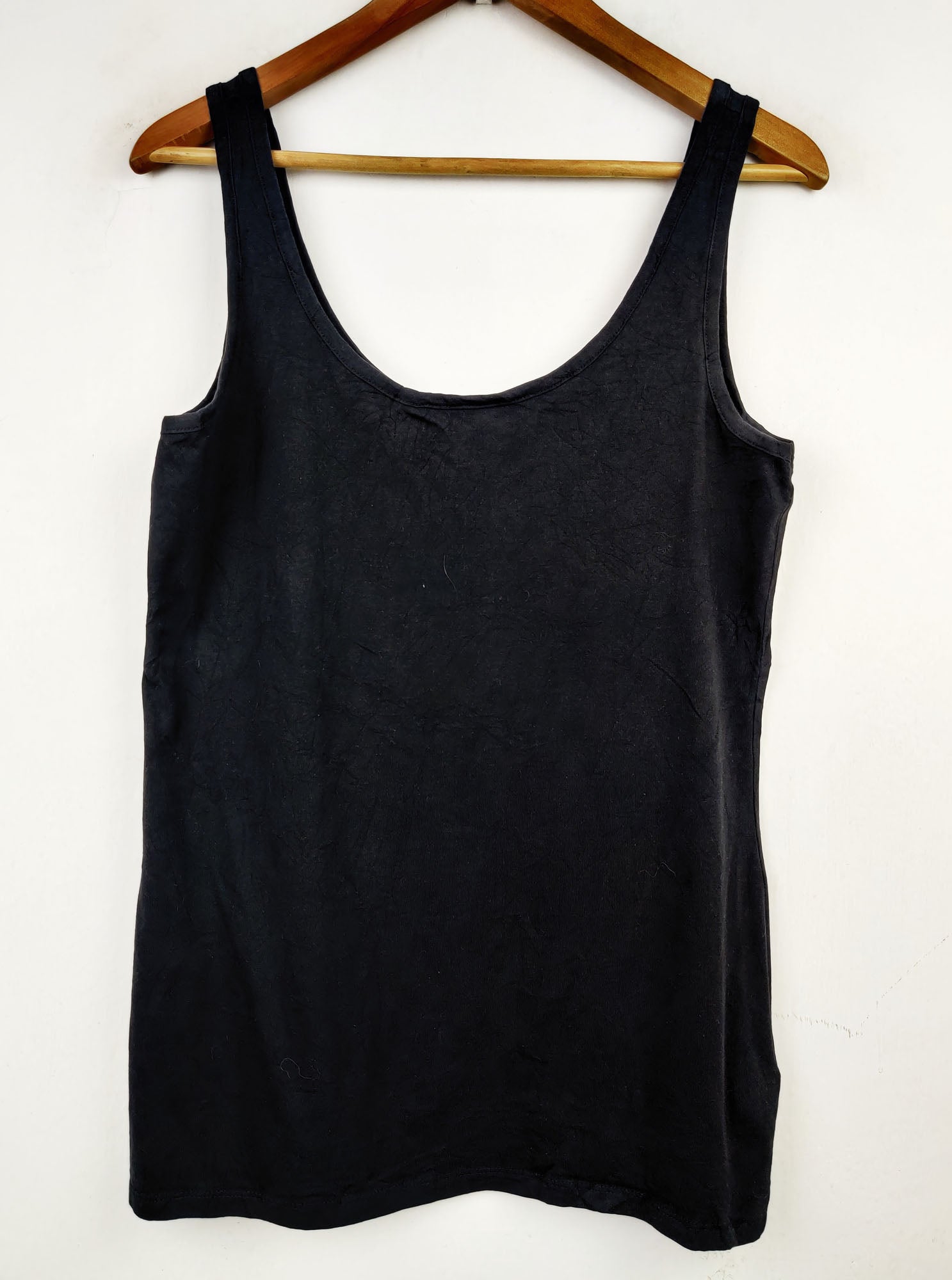 Buy online pre-used pre-loved 100% authentic & Original branded Next (TS-1969) available in Pakistan. Top international brands avilable.