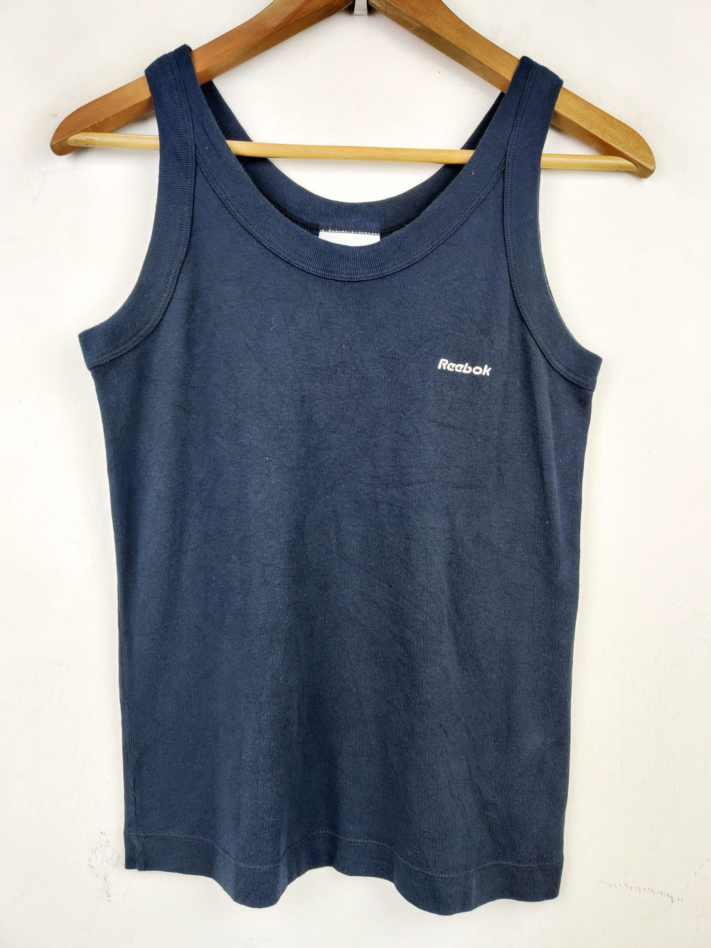 Buy online pre-used pre-loved 100% authentic & Original branded Reebok (TS-1989) available in Pakistan. Top international brands avilable.