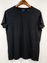 Buy online pre-used pre-loved 100% authentic & Original branded Esmara (TS-2075) available in Pakistan. Top international brands avilable.