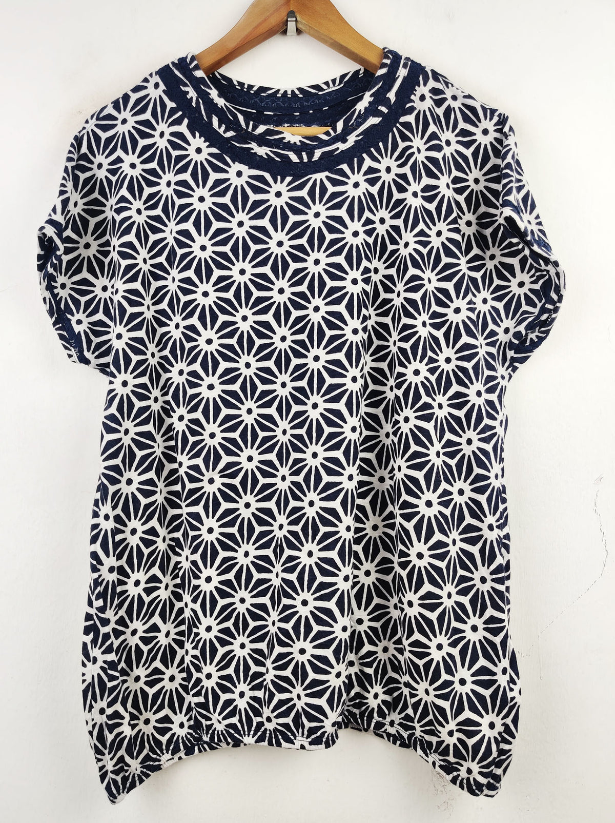Buy online pre-used pre-loved 100% authentic & Original branded Next (TS-2122) available in Pakistan. Top international brands avilable.