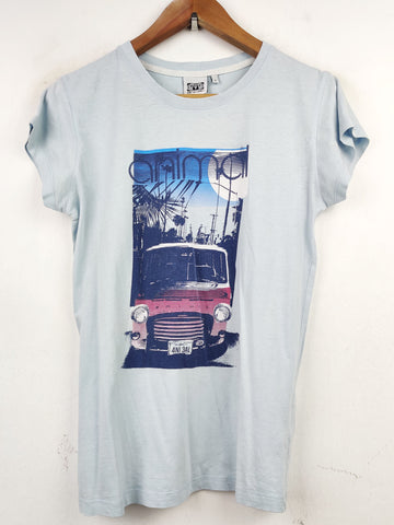 Buy online pre-used pre-loved 100% authentic & Original branded Animal (TS-2151) available in Pakistan. Top international brands avilable.