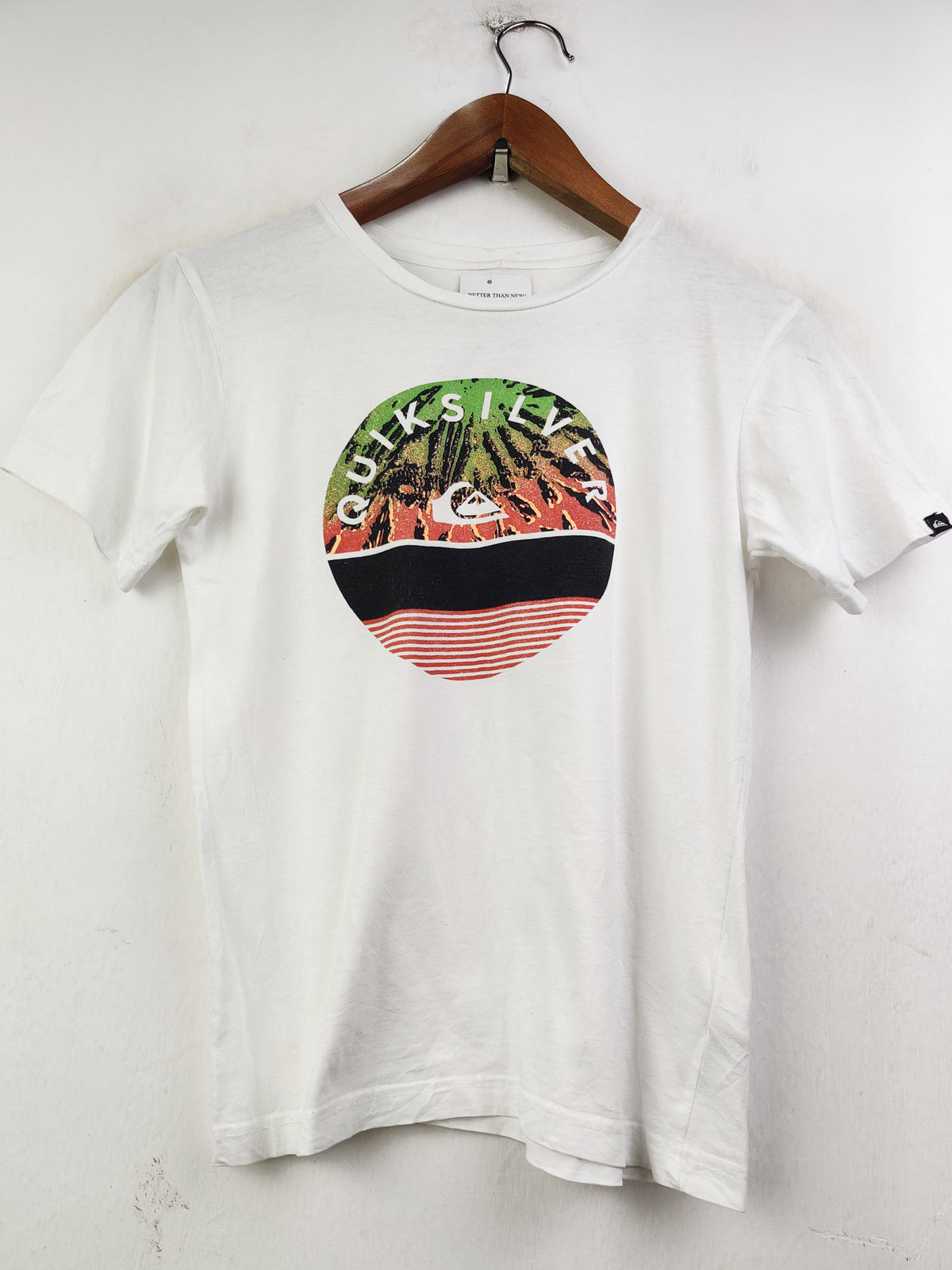 Buy online pre-used pre-loved 100% authentic & Original branded Quiksilver (TS-2255) available in Pakistan. Top international brands avilable.