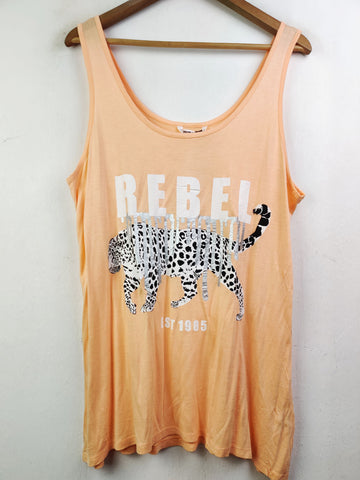 Buy online pre-used pre-loved 100% authentic & Original branded Pep&C0 (TS-2275) available in Pakistan. Top international brands avilable.