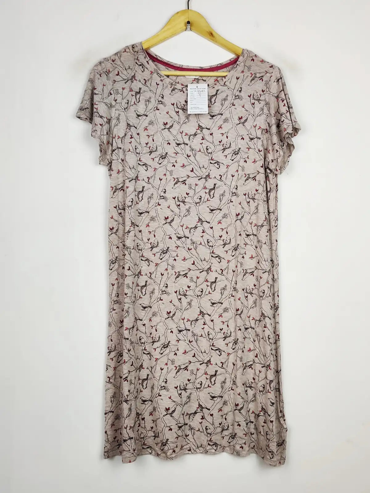 Buy online pre-used pre-loved 100% authentic & Original branded Love N Lea (TS-2589) available in Pakistan. Top international brands avilable.