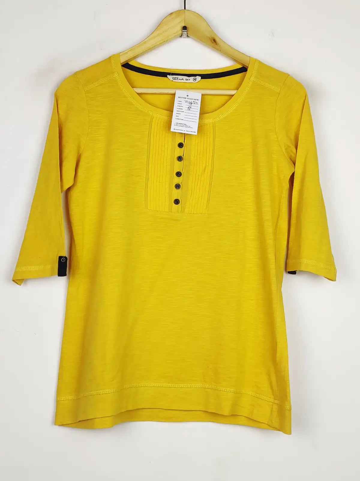 Buy online pre-used pre-loved 100% authentic & Original branded Xside (TS-2654) available in Pakistan. Top international brands avilable.