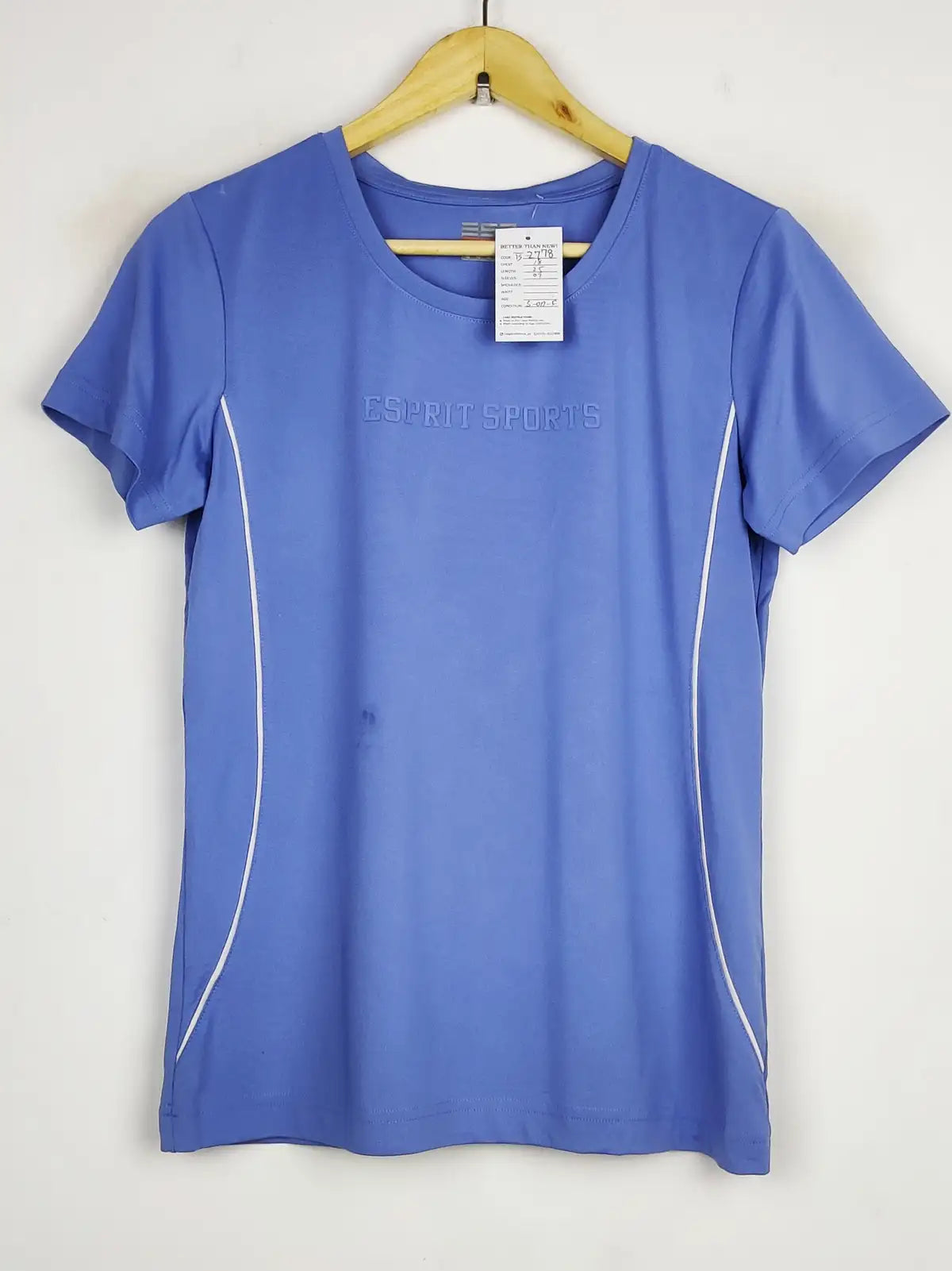 Buy online pre-used pre-loved 100% authentic & Original branded Esprit Sports (TS-2778) available in Pakistan. Top international brands avilable.