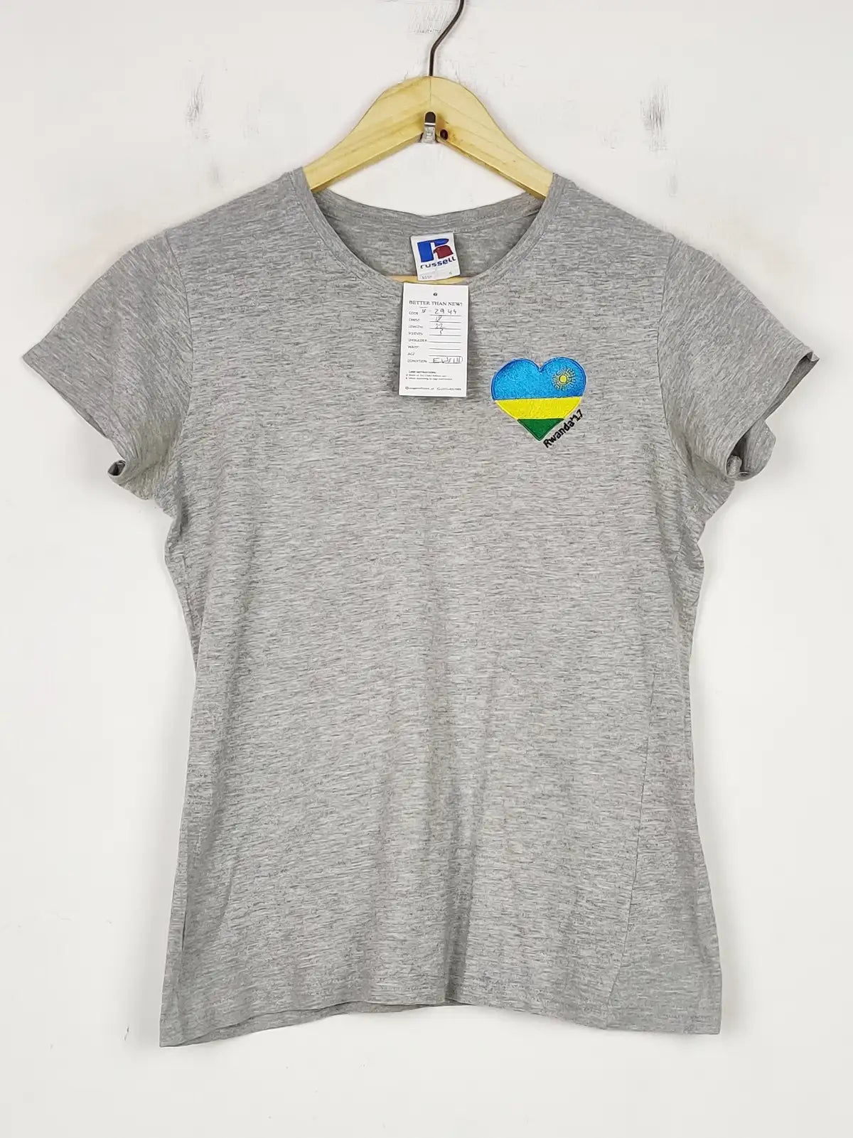 Buy online pre-used pre-loved 100% authentic & Original branded Russel (TS-2944) available in Pakistan. Top international brands avilable.