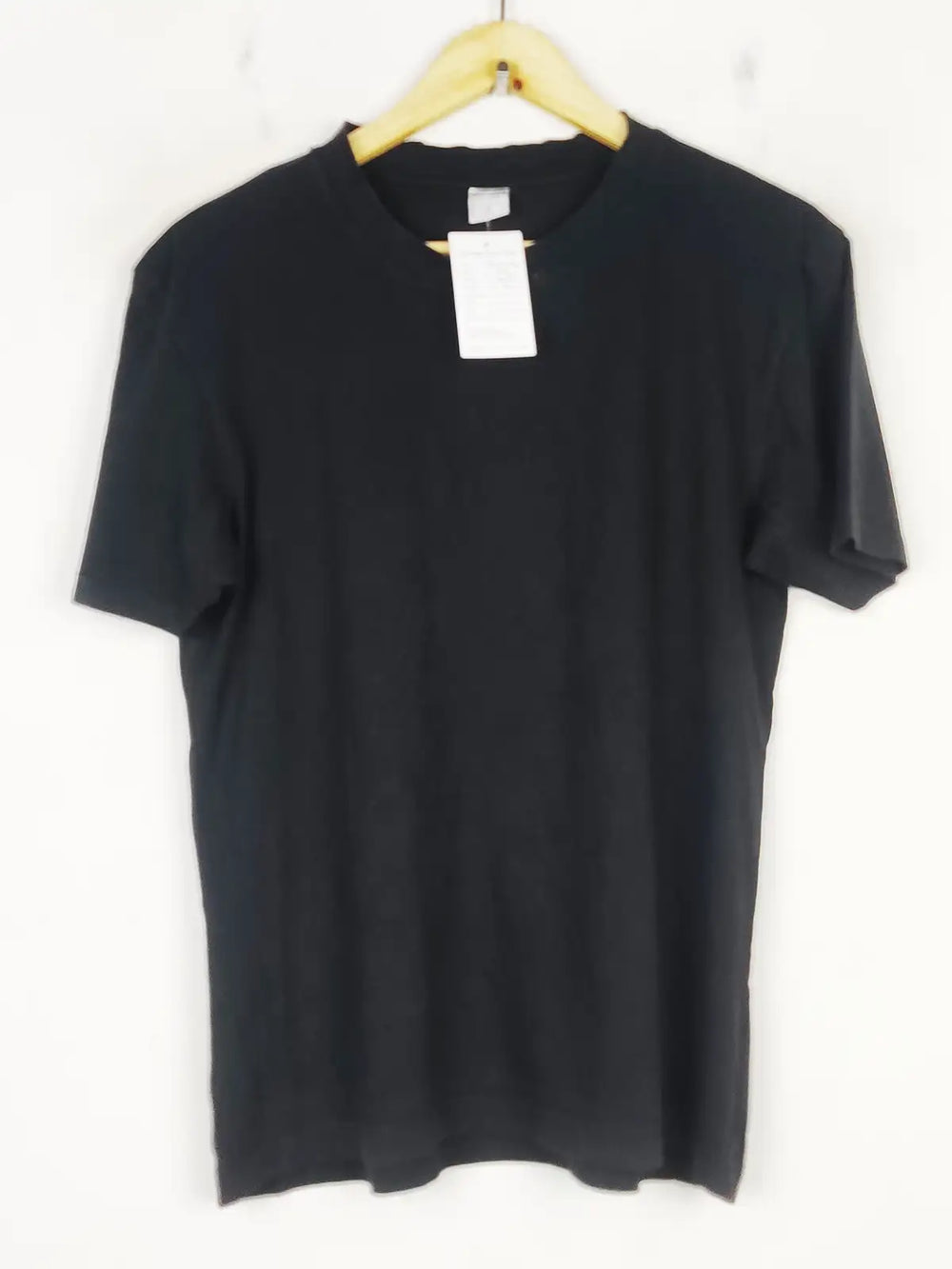 Buy online pre-used pre-loved 100% authentic & Original branded Donny (TS-3104) available in Pakistan. Top international brands avilable.