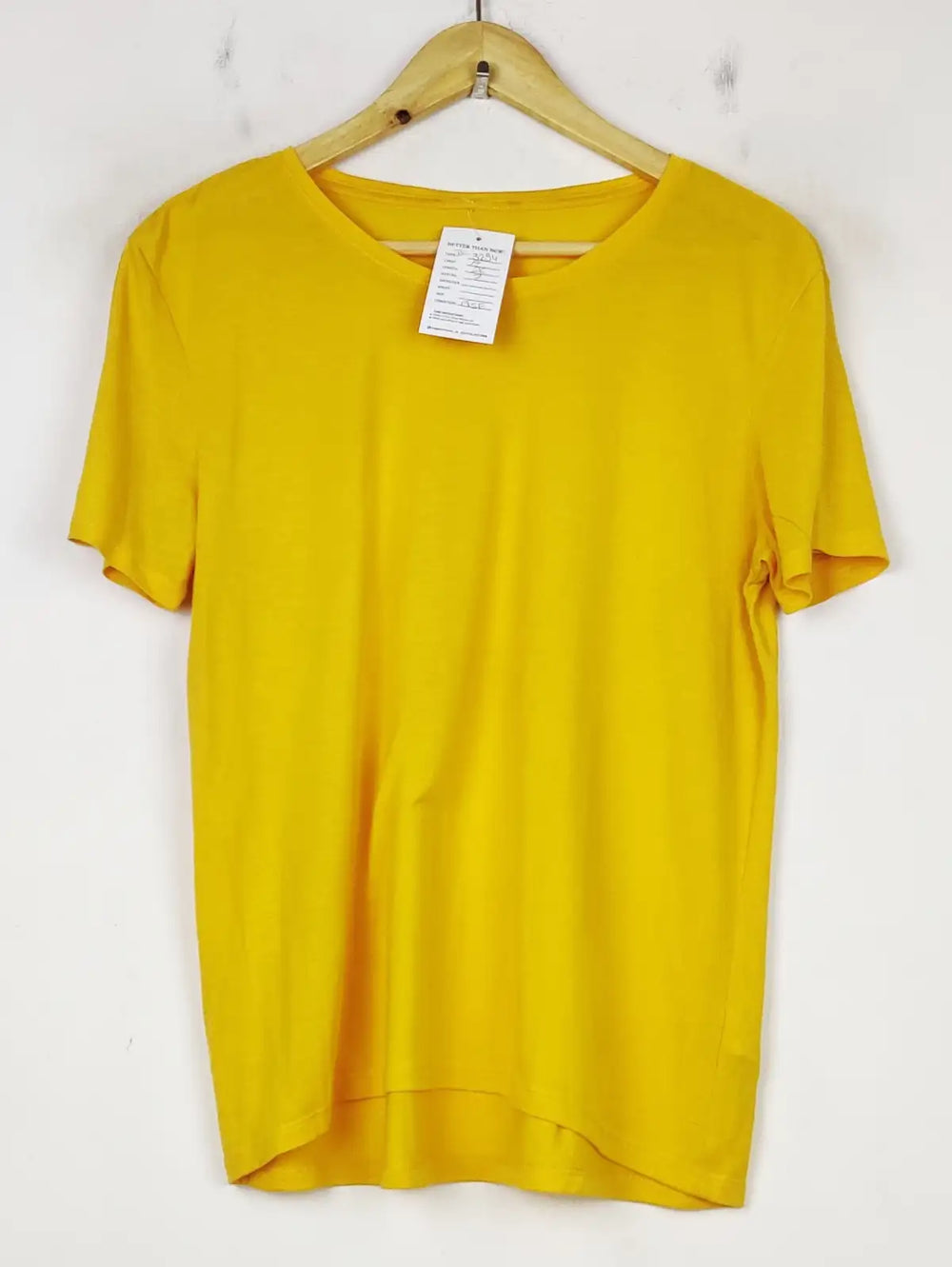Buy online pre-used pre-loved 100% authentic & Original branded The Relaxed (TS-3234) available in Pakistan. Top international brands avilable.