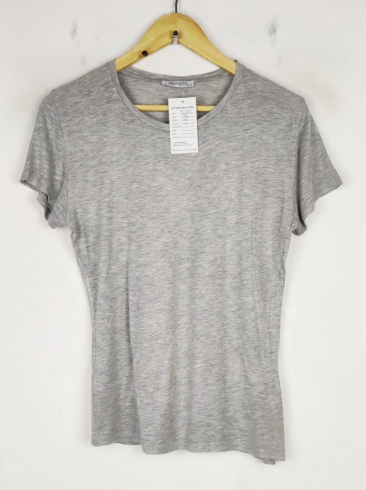 Buy online pre-used pre-loved 100% authentic & Original branded Zara (TS-3243) available in Pakistan. Top international brands avilable.